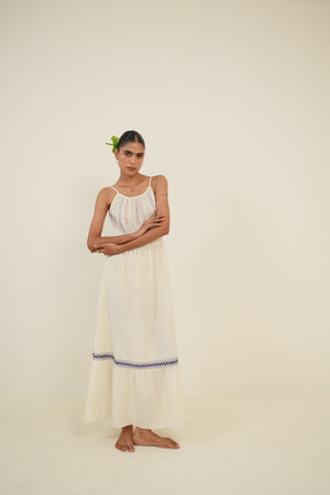 Vihana Dress